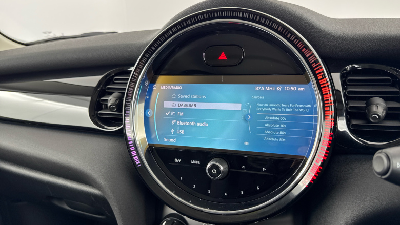 MINI Hatchback 1.5 Cooper Classic 3dr Auto Petrol Hatchback